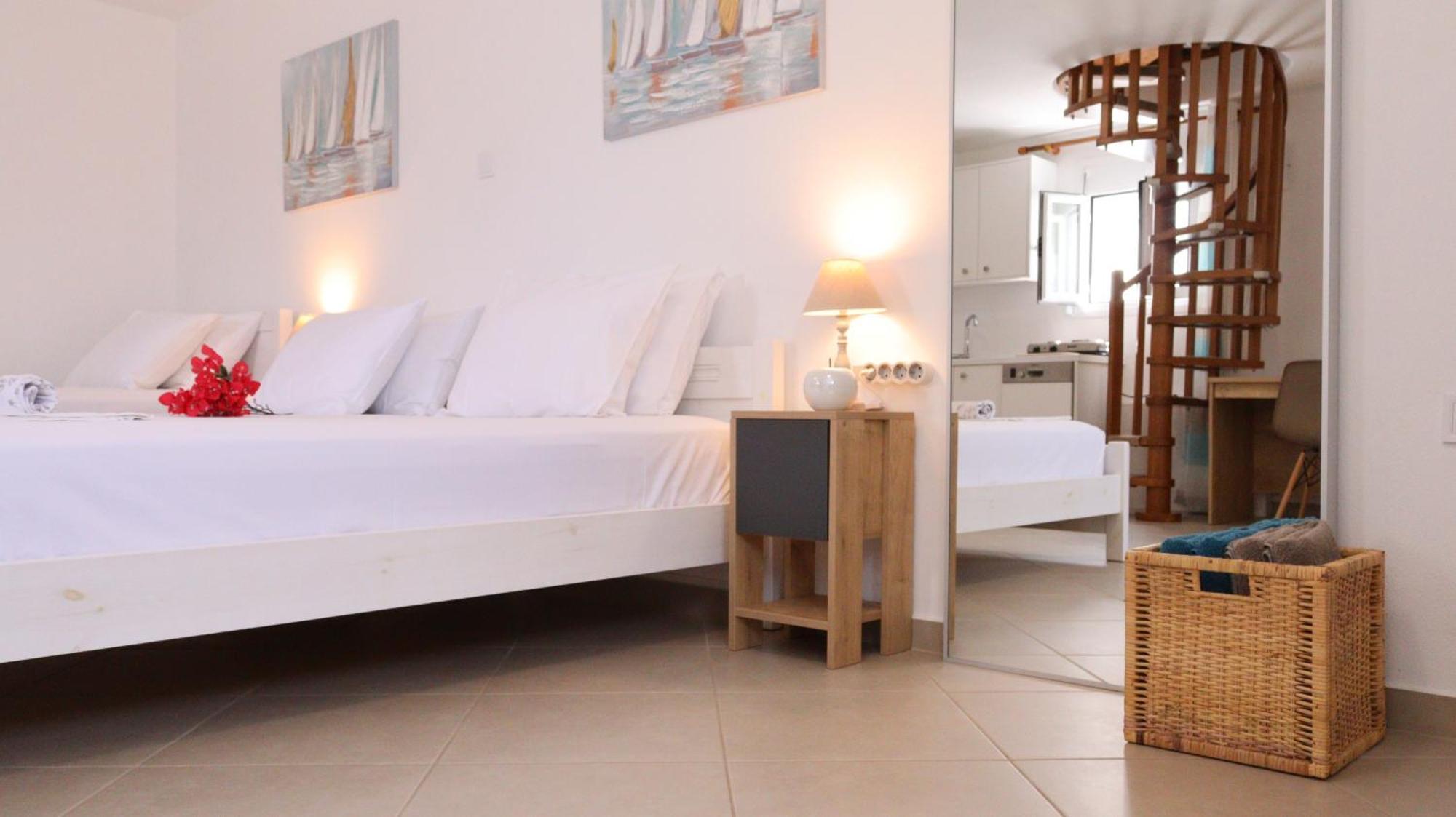 Lemon Tree Maisonette - Naoussa Paros Exterior photo