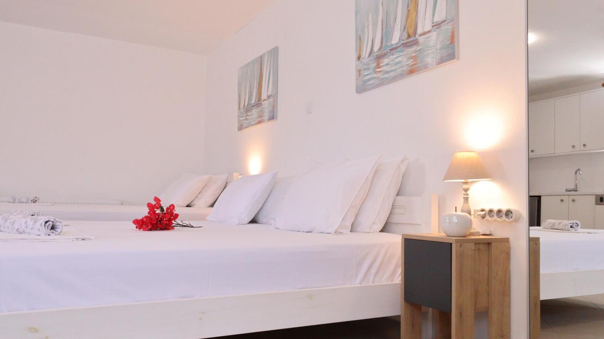 Lemon Tree Maisonette - Naoussa Paros Exterior photo